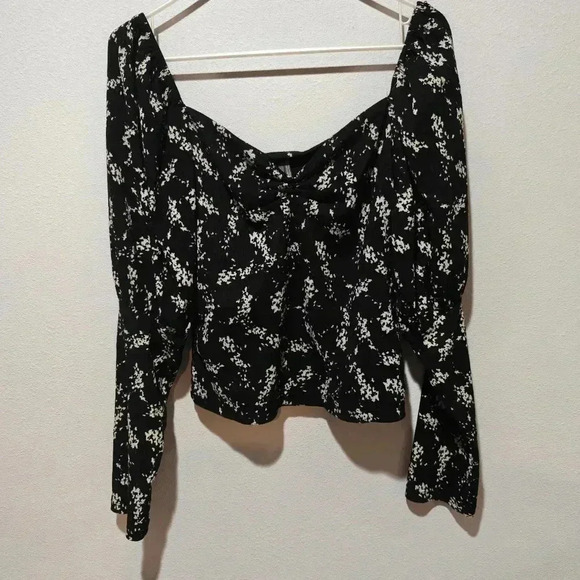 Puffer Sleeve - Picture 3 of 10